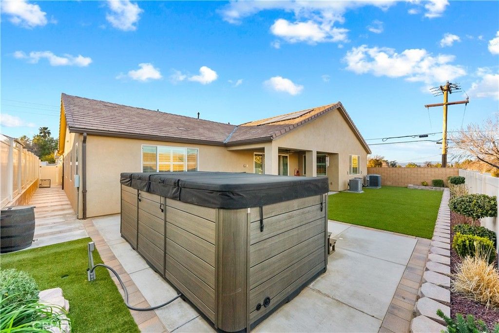 Image 49 of property listing at 41742 Wayladn Court, Lancaster, CA 93536