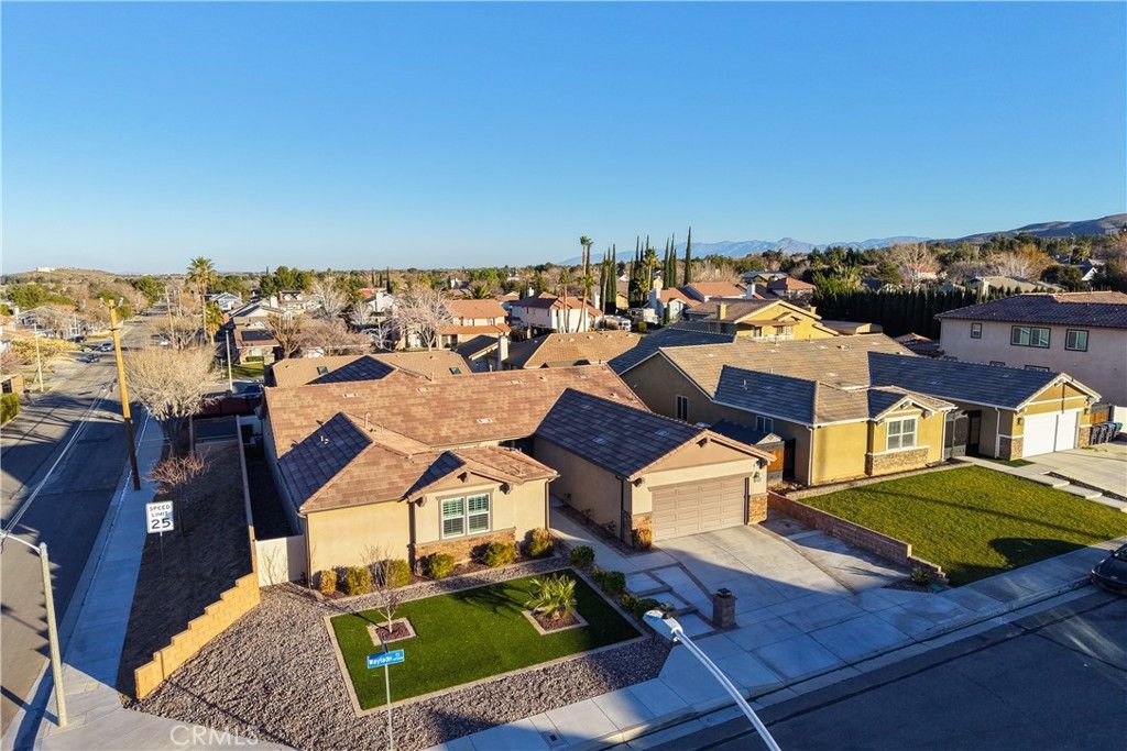 Image 54 of property listing at 41742 Wayladn Court, Lancaster, CA 93536