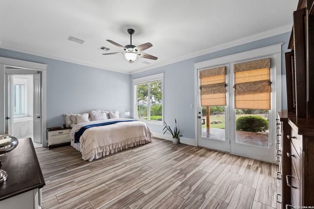 111 Greystone Circle, Boerne, TX 78006