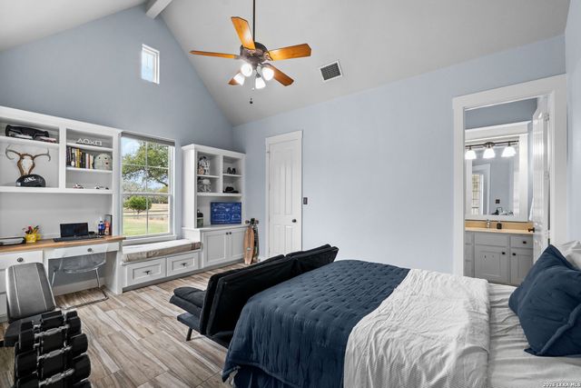 111 Greystone Circle, Boerne, TX 78006