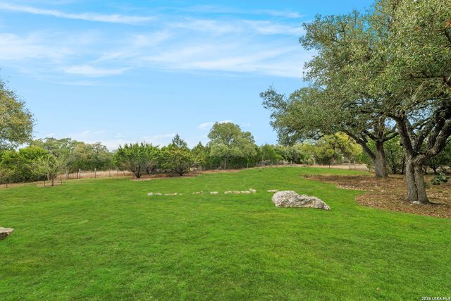 111 Greystone Circle, Boerne, TX 78006