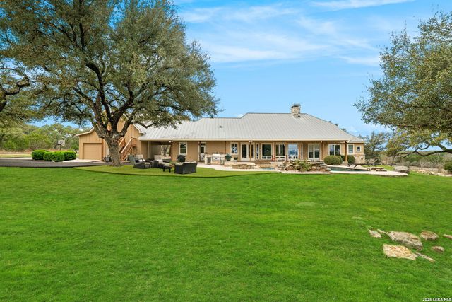 111 Greystone Circle, Boerne, TX 78006