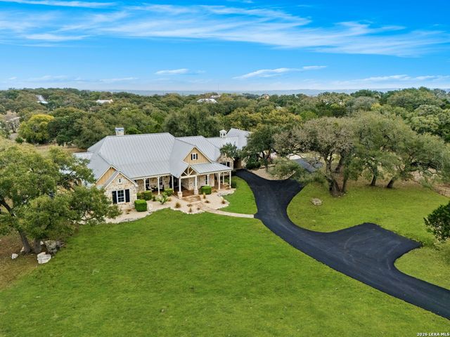111 Greystone Circle, Boerne, TX 78006