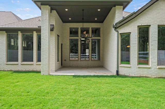 9162 Grand Jubilee Drive, Montgomery, TX 77316