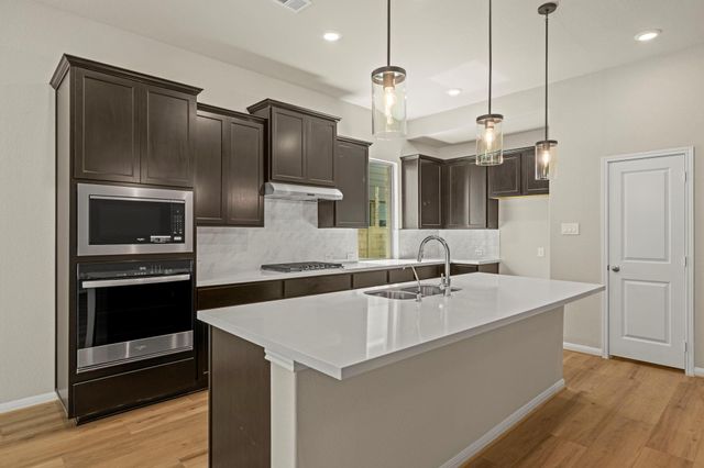 9162 Grand Jubilee Drive, Montgomery, TX 77316