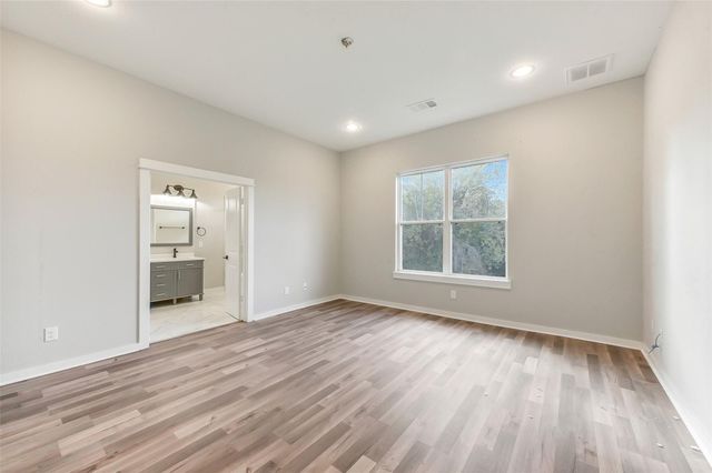 6707 Parker Oaks Lane, Houston, TX 77076