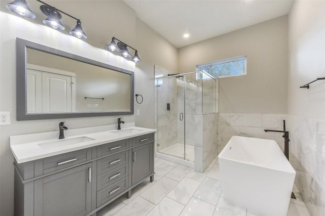 6707 Parker Oaks Lane, Houston, TX 77076