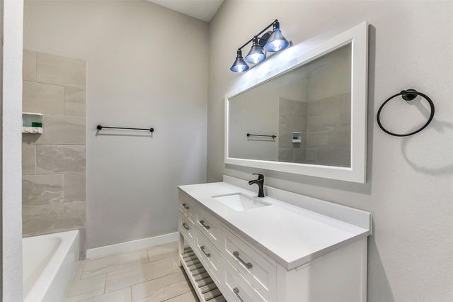 6707 Parker Oaks Lane, Houston, TX 77076