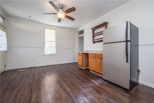 626 7th St, Pitcairn, PA 15140