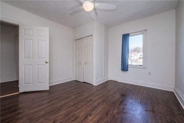 626 7th St, Pitcairn, PA 15140