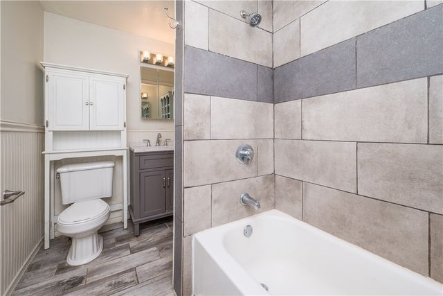 626 7th St, Pitcairn, PA 15140