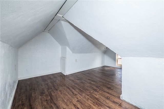 626 7th St, Pitcairn, PA 15140