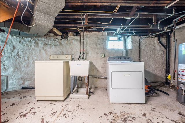 626 7th St, Pitcairn, PA 15140