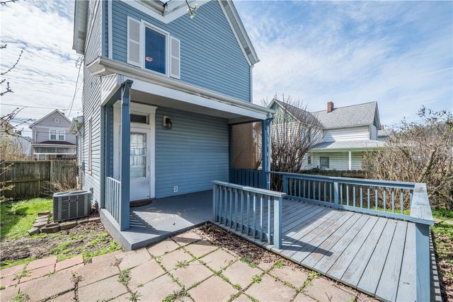 626 7th St, Pitcairn, PA 15140