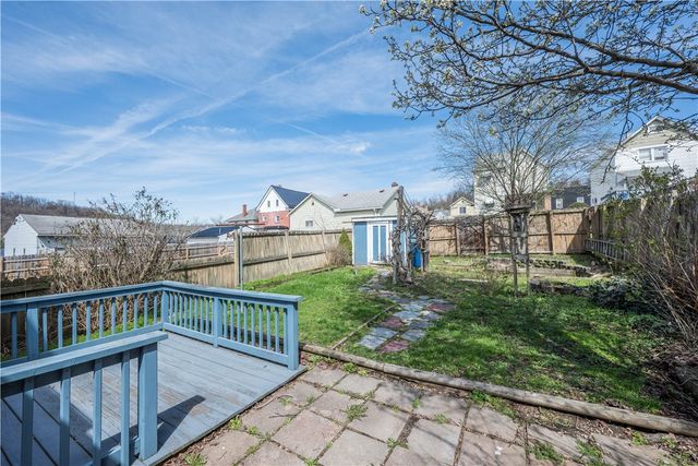 626 7th St, Pitcairn, PA 15140