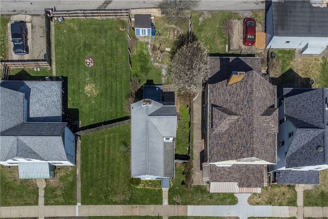 626 7th St, Pitcairn, PA 15140