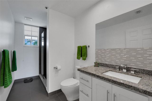 4108 W Palm Aire Drive 083b, Pompano Beach, FL 33069