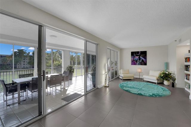 4108 W Palm Aire Drive 083b, Pompano Beach, FL 33069