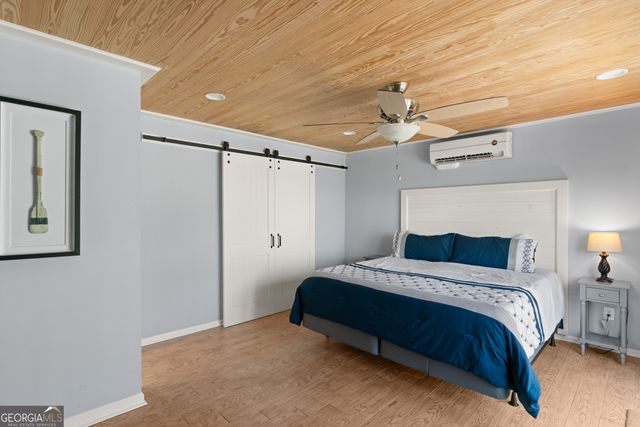 1035 BEACHVIEW Drive 19, St. Simons, GA 31522