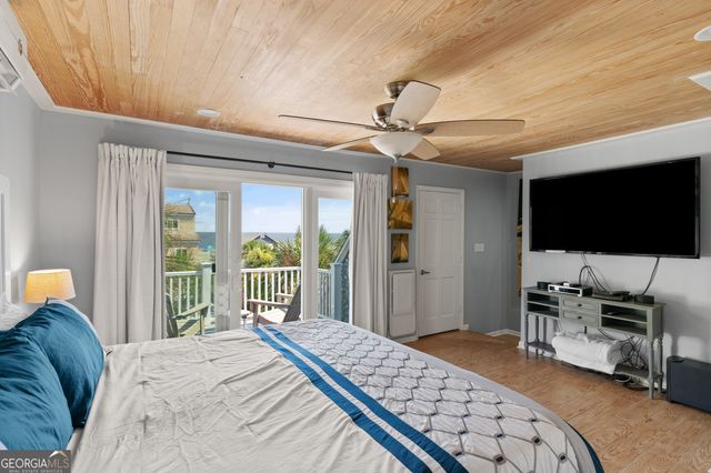 1035 BEACHVIEW Drive 19, St. Simons, GA 31522