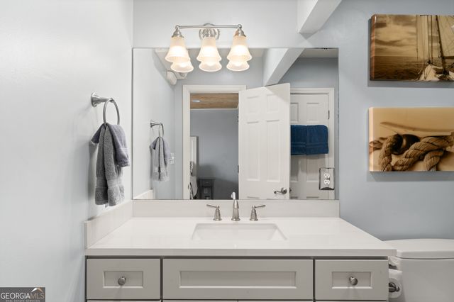 1035 BEACHVIEW Drive 19, St. Simons, GA 31522