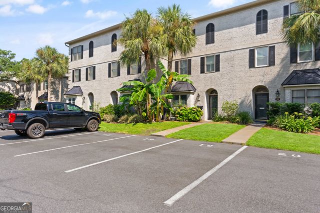 1035 BEACHVIEW Drive 19, St. Simons, GA 31522