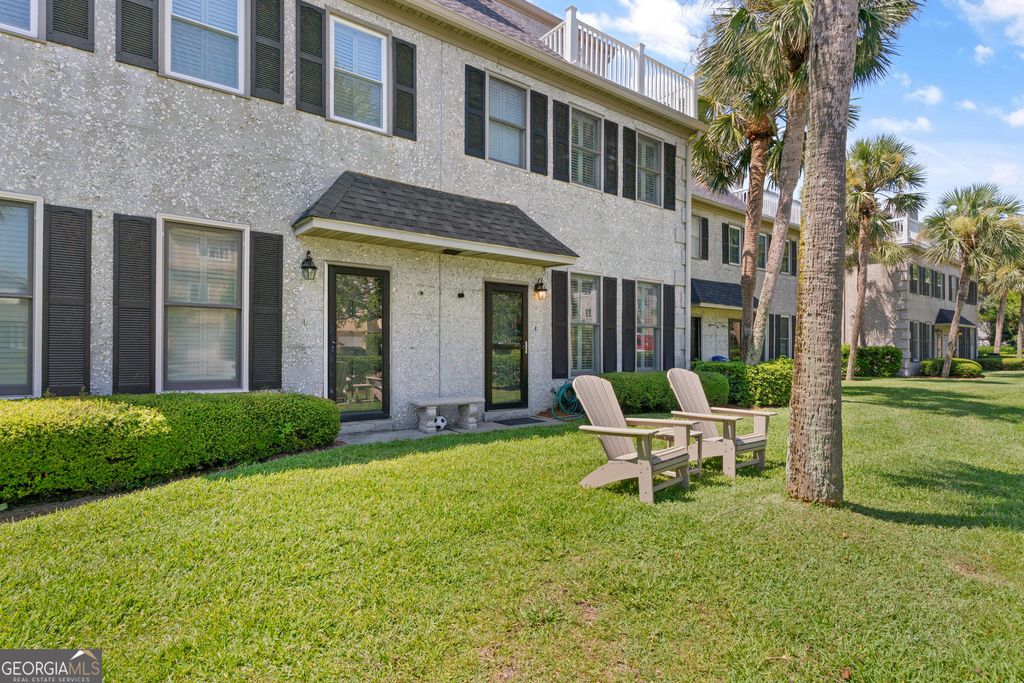 1035 BEACHVIEW Drive 19, St. Simons, GA 31522