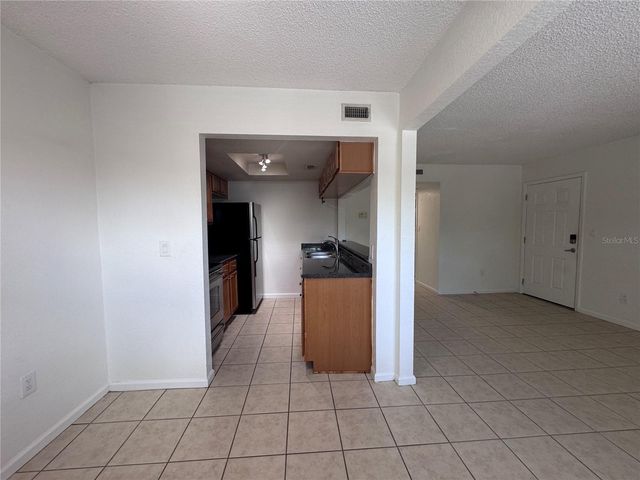 115 E SMITH STREET 8, Orlando, FL 32804