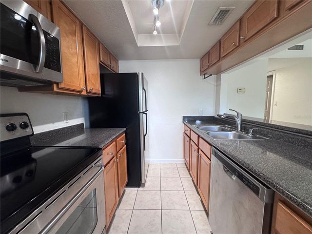 115 E SMITH STREET 8, Orlando, FL 32804