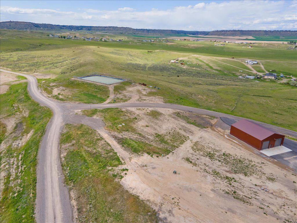 121 W Bird WAY, Billings, MT 59106 photo 2