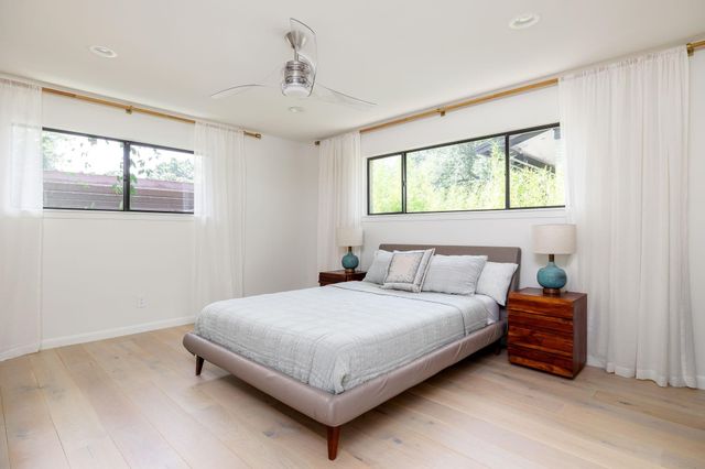 2212 East Side DR, Austin, TX 78704