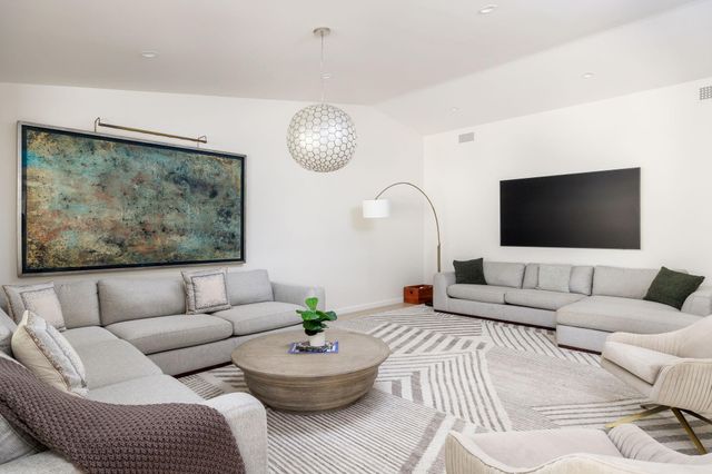 2212 East Side DR, Austin, TX 78704