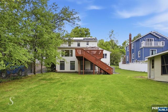 440 Kinderkamack Road, River Edge, NJ 07661