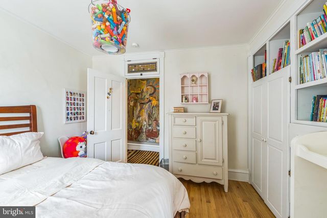 372 2ND AVE, Phoenixville, PA 19460