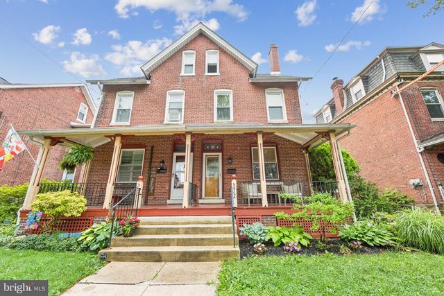372 2ND AVE, Phoenixville, PA 19460