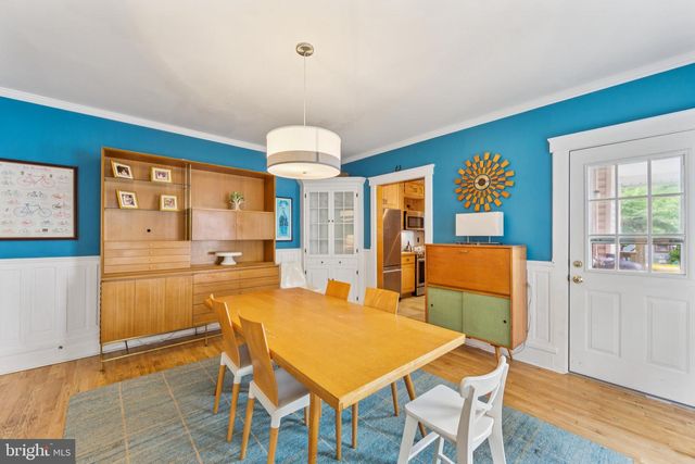 372 2ND AVE, Phoenixville, PA 19460