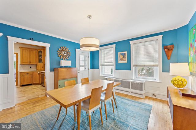 372 2ND AVE, Phoenixville, PA 19460