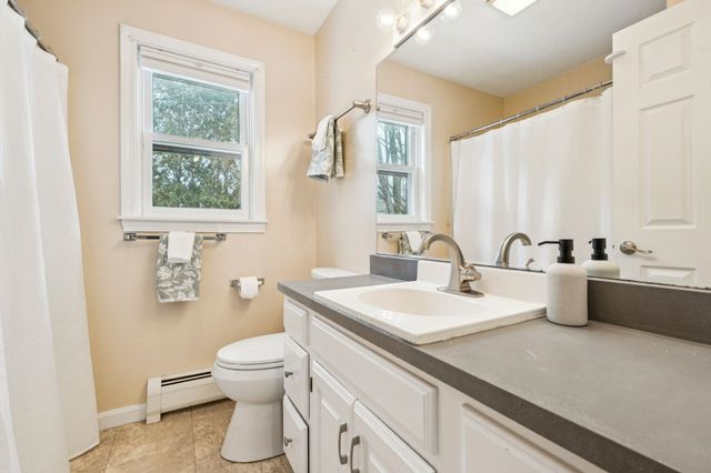 5 Carlton Drive, Lebanon, NH 03784