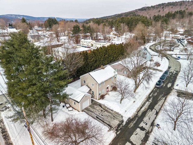 5 Carlton Drive, Lebanon, NH 03784