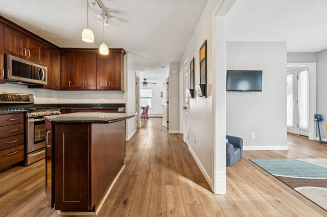 5 Carlton Drive, Lebanon, NH 03784