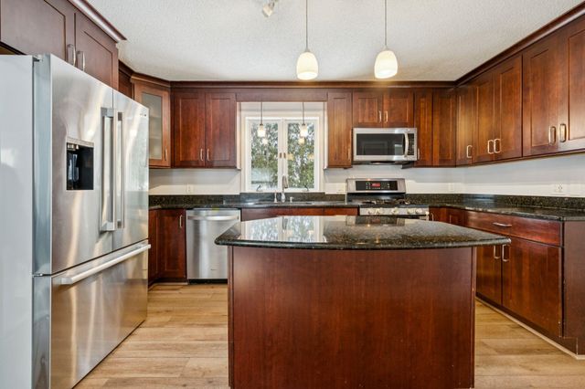 5 Carlton Drive, Lebanon, NH 03784