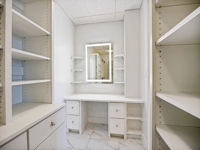 2900 McKinnon Street 2301, Dallas, TX 75201