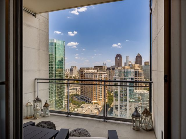 2900 McKinnon Street 2301, Dallas, TX 75201