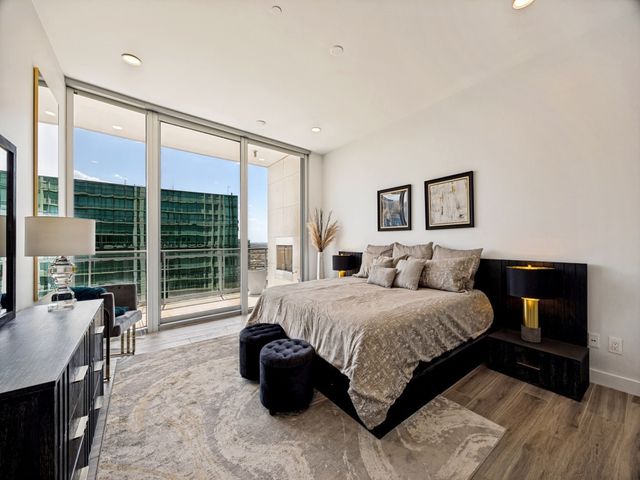 2900 McKinnon Street 2301, Dallas, TX 75201