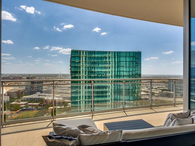 2900 McKinnon Street 2301, Dallas, TX 75201