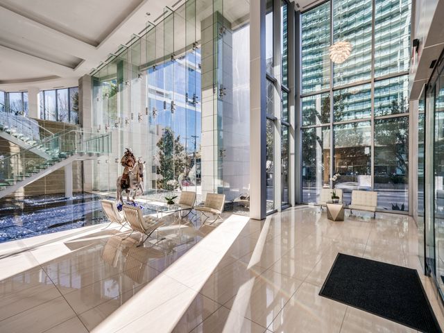 2900 McKinnon Street 2301, Dallas, TX 75201