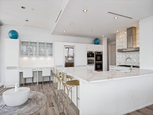2900 McKinnon Street 2301, Dallas, TX 75201
