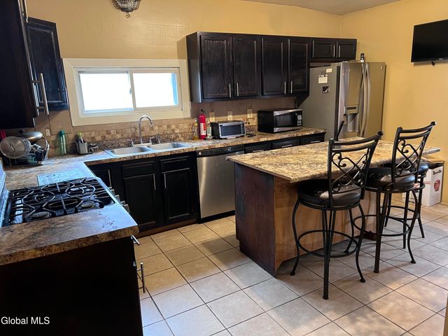 710 Ontario Street, Schenectady, NY 12306