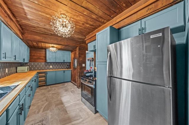 3118 Myrtle Avenue, Kansas City, MO 64128