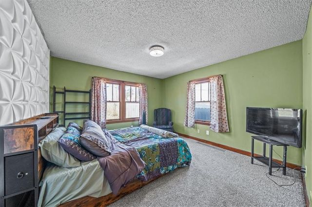 3118 Myrtle Avenue, Kansas City, MO 64128